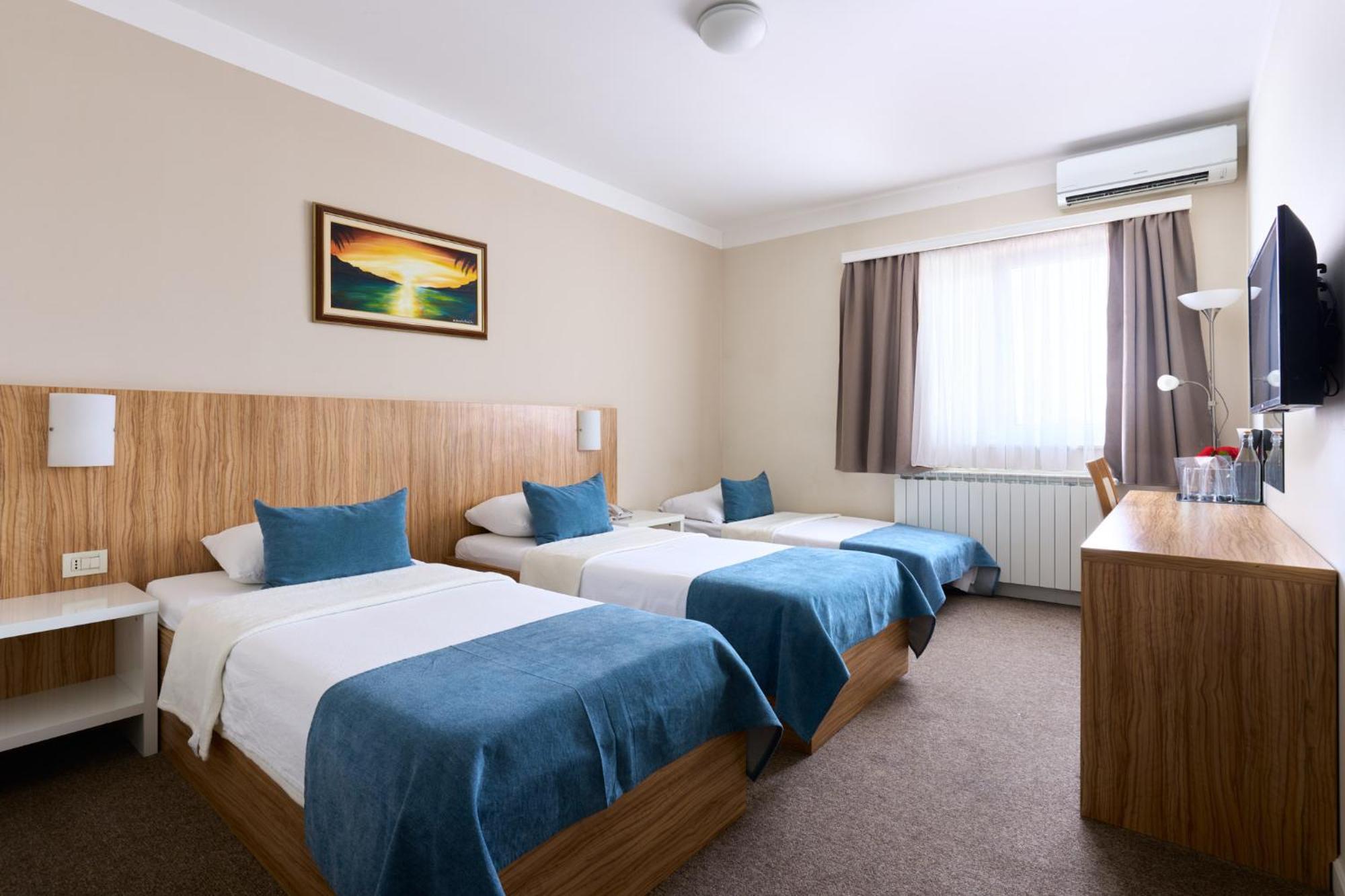 Hotel Phoenix Velika Gorica Kamer foto